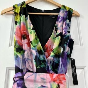 NWT Tahari Floral Dress Size 4